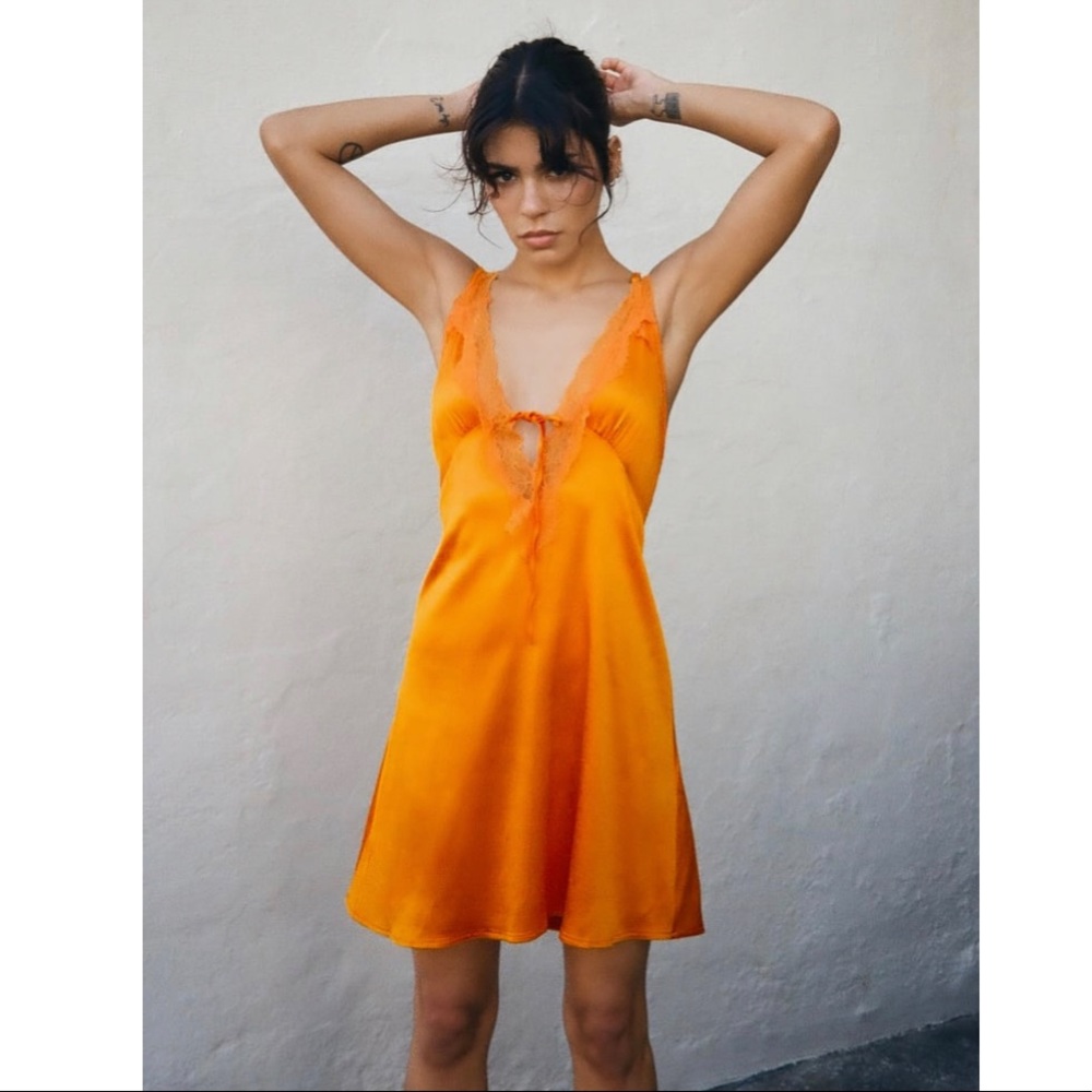 ZARA CONTRASTING SATIN EFFECT DRESS